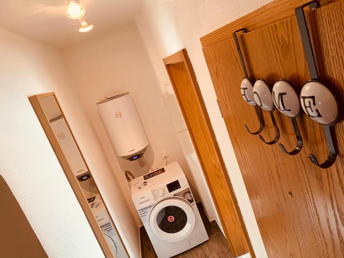 Felix Living 5, Modern & Cozy 2 Zimmer Wohnung, Terrasse, Parkplatz Salzweg Eksteriør billede